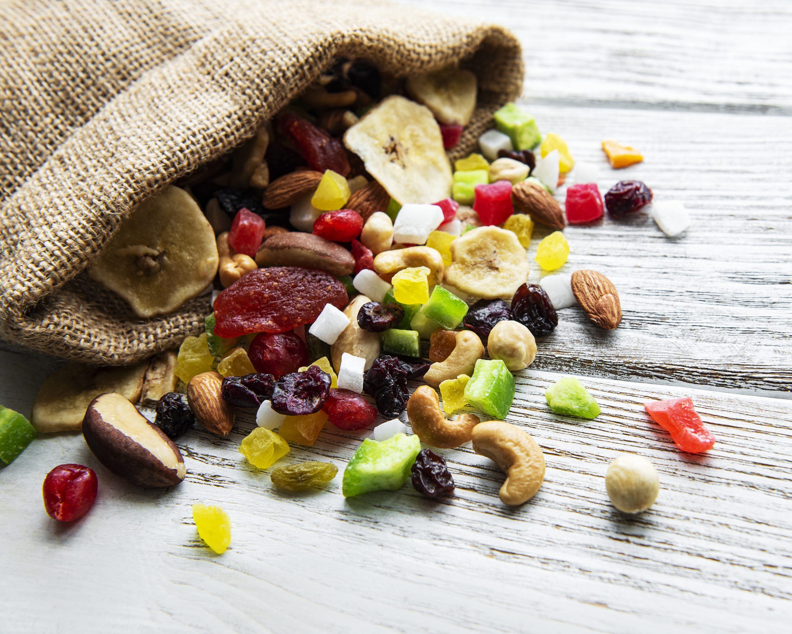 various dried fruits and mix nuts