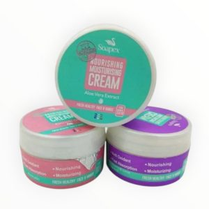 "Soapex Avocado Oil Face Cream, 90g, 3-Pack - Hydrating Skincare for Normal Skin with Nourishing Avocado Oil. Natural Formula for Soft, Radiant, and Healthy-Looking Skin, Perfect for Daily Use."